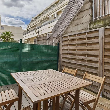 Apartment T2 En Front De Au Grau D'agde Pour 4 Personnes - Fr-1-423-324 *